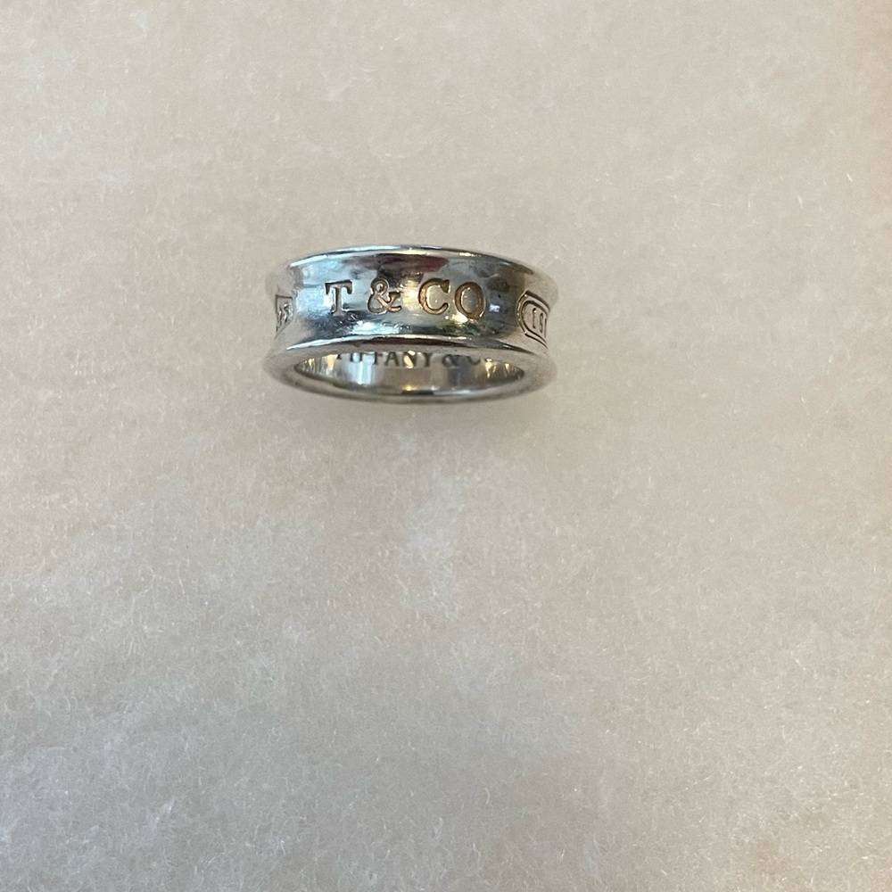 Vintage Tiffany & Co. 1997 Sterling Silver 925/1837 Band. Size 5